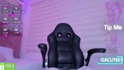 Snapshot of isa__cute chatting on 02-24-25, 06:05 ISA online show from 02-24-25, 06:05