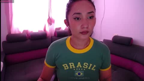 Snapshot of isa_bella___ chatting on 05-27-26, 08:39 Isa online show from 05-27-26, 08:39