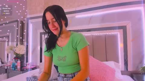 Snapshot of isa_blue1 chatting on 02-19-26, 02:02 ISA online show from 02-19-26, 02:02