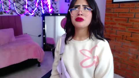 isabela online show from 09-20-25, 10:11