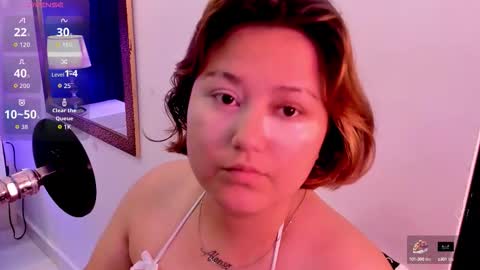 Snapshot of isa_grey_ chatting on 10-12-25, 03:49 Isa online show from 10-12-25, 03:49