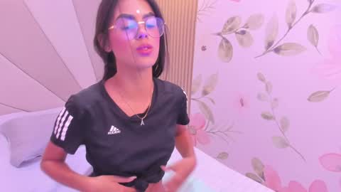    online show from 01-06-25, 09:22