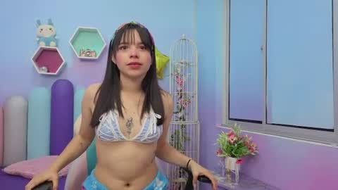 Snapshot of isaa_skinnyy chatting on 08-06-26, 04:03 Isaa Skinny online show from 08-06-26, 04:03