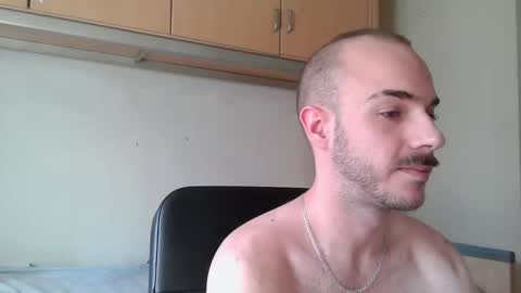 Isaac99c online show from 10-17-25, 02:08