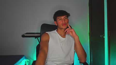 Snapshot of isaac__efx chatting on 12-12-24, 07:59 isaac online show from 12-12-24, 07:59