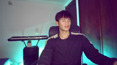 Snapshot of isaac__efx chatting on 01-06-25, 04:04 isaac online show from 01-06-25, 04:04