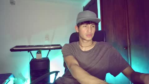 Snapshot of isaac__efx chatting on 01-07-25, 05:54 isaac online show from 01-07-25, 05:54