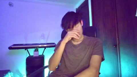 Snapshot of isaac__efx chatting on 01-11-25, 12:44 isaac online show from 01-11-25, 12:44