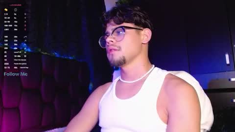 Snapshot of isaac_saenz chatting on 12-19-24, 02:56 Isaac Saenz. online show from 12-19-24, 02:56
