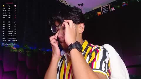 Snapshot of isaac_saenz chatting on 01-18-25, 11:11 Isaac Saenz. online show from 01-18-25, 11:11