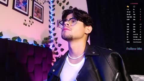 Snapshot of isaac_saenz chatting on 02-15-25, 11:14 Isaac Saenz. online show from 02-15-25, 11:14