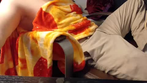 isaac online show from 12-28-24, 07:11