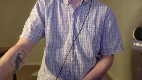 isaac online show from 02-08-26, 01:53