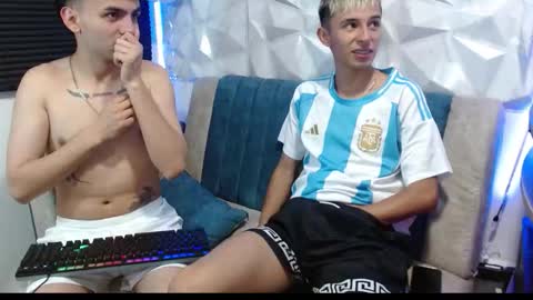 Isaac tan online show from 09-19-25, 02:24