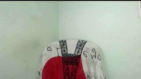 Snapshot of isaaclatino chatting on 06-03-26, 04:59 isaac online show from 06-03-26, 04:59