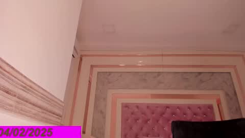 Isabel online show from 02-04-25, 09:07