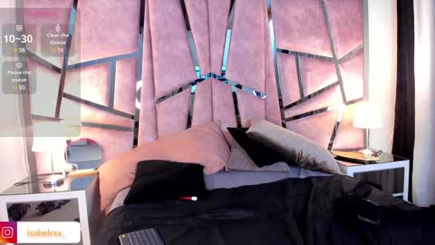 Isabel online show from 12-23-24, 01:08