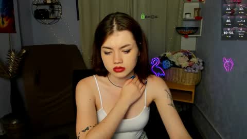 Snapshot of isabel_wave chatting on 05-07-26, 07:19 isabel online show from 05-07-26, 07:19