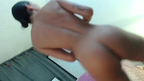 ISABELA online show from 02-05-25, 03:02