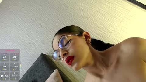 ISABELA online show from 04-10-26, 05:23