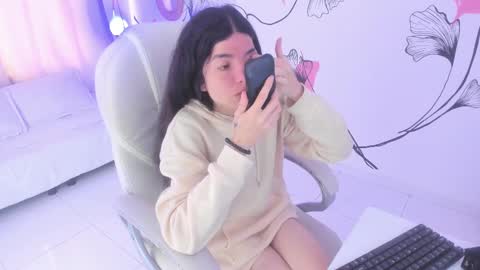 Snapshot of isabela_fiorelli chatting on 02-25-25, 12:13 isabela_fiorelli online show from 02-25-25, 12:13