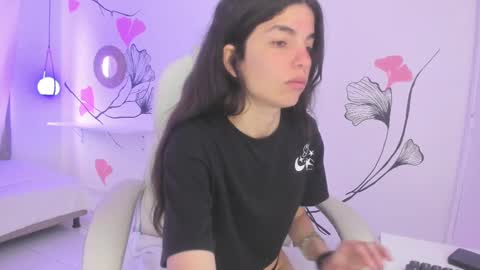Snapshot of isabela_fiorelli chatting on 02-28-25, 12:20 isabela_fiorelli online show from 02-28-25, 12:20