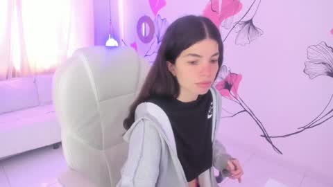 Snapshot of isabela_fiorelli chatting on 03-03-25, 12:27 isabela_fiorelli online show from 03-03-25, 12:27