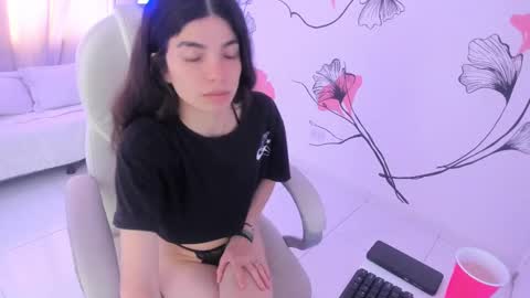 Snapshot of isabela_fiorelli chatting on 03-11-25, 12:39 isabela_fiorelli online show from 03-11-25, 12:39