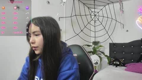 ISABELA  online show from 11-06-25, 11:55