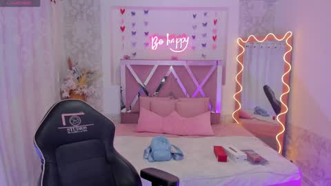 ISABELA  online show from 04-01-26, 11:33