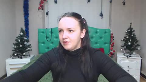 IsabelBlackberry online show from 12-28-24, 06:17