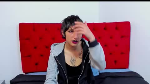 Isabel Cortez online show from 10-28-25, 11:36