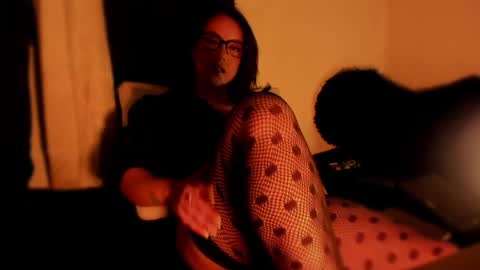 isabella online show from 04-14-26, 02:28