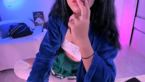 Isabella online show from 03-10-25, 08:56