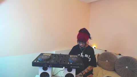 Snapshot of isabella__dark chatting on 12-03-24, 01:30    online show from 12-03-24, 01:30