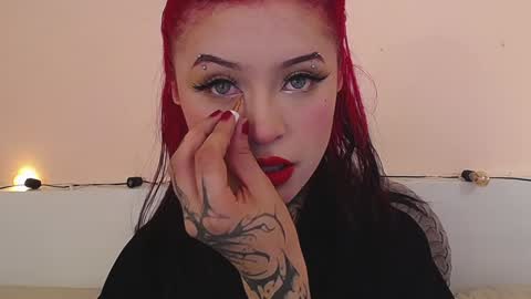 Snapshot of isabella__dark chatting on 12-21-24, 09:04    online show from 12-21-24, 09:04