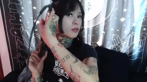 Snapshot of isabella__dark chatting on 01-14-25, 06:38    online show from 01-14-25, 06:38