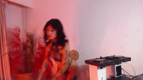 Snapshot of isabella__dark chatting on 01-17-25, 11:51    online show from 01-17-25, 11:51