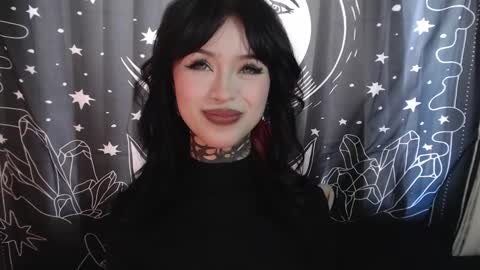 Snapshot of isabella__dark chatting on 01-21-25, 07:28    online show from 01-21-25, 07:28
