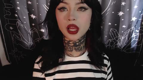 Snapshot of isabella__dark chatting on 01-28-25, 09:08    online show from 01-28-25, 09:08