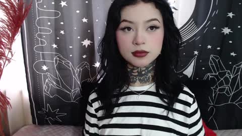 Snapshot of isabella__dark chatting on 02-08-25, 08:32    online show from 02-08-25, 08:32
