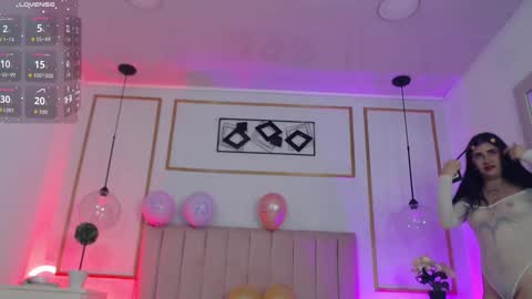 Isa Online 11pm to 5am Colombia time online show from 11-27-25, 04:14