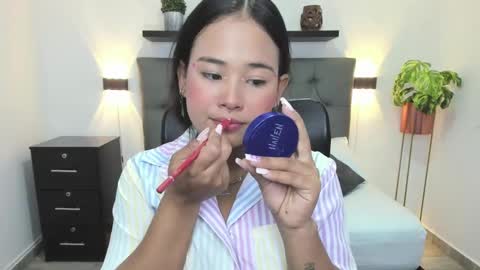 Snapshot of isabella_florez22 chatting on 01-14-25, 12:03 Isabel florez online show from 01-14-25, 12:03