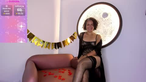 isabella_rosssi1 online show from 09-25-25, 04:05