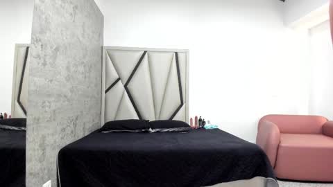 isabella_rosssi1 online show from 10-05-25, 04:16