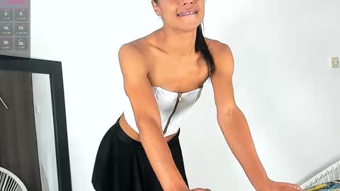 Isabella online show from 03-08-25, 10:45