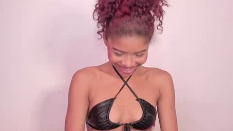 isabella online show from 01-21-25, 03:26