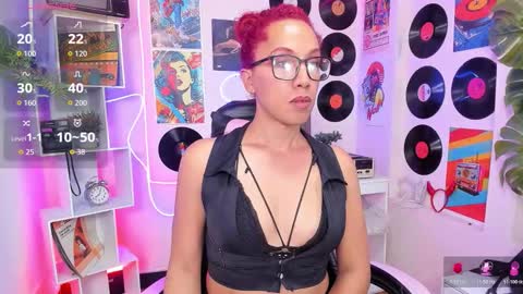 Snapshot of isabella_star_ chatting on 02-08-26, 11:46 Camila online show from 02-08-26, 11:46