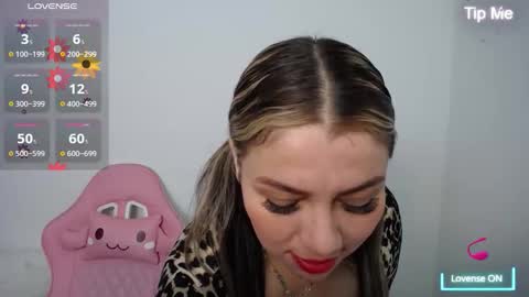isabella_wish1 online show from 10-17-25, 11:35