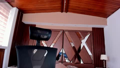 Isabella  Everyday From 0530 to 1430 Col Time online show from 04-15-26, 07:58